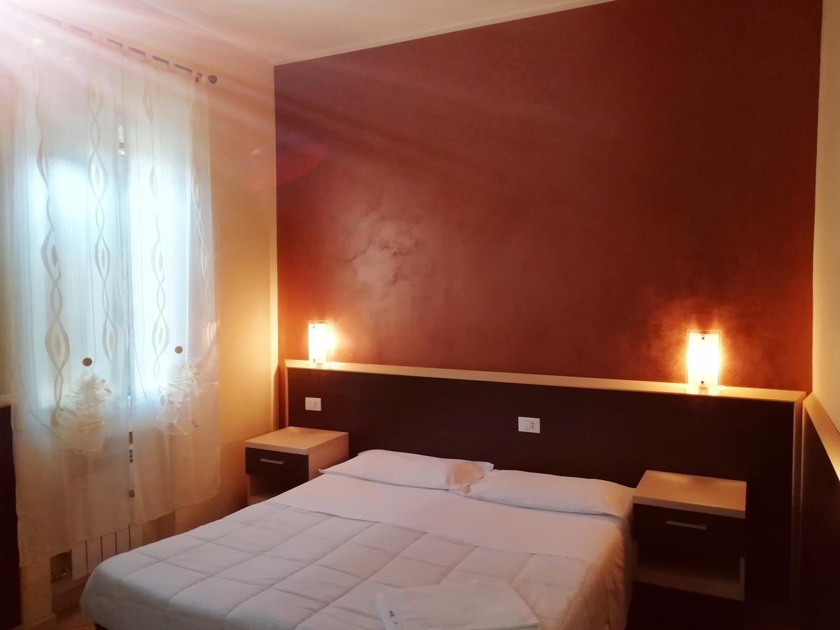 New Hotel Europa Crevalcore Eksteriør billede